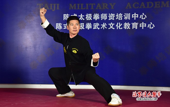 东北拳师齐利忠  痴心醉迷太极拳 —记太极拳名师齐利忠