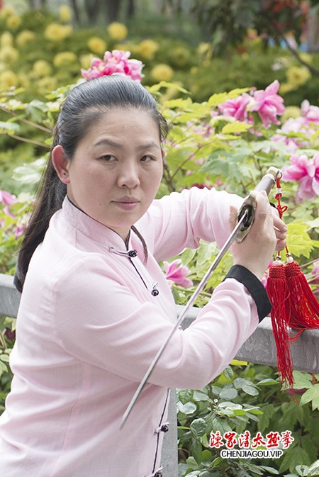 太极名师乔莲洁孟州育精英