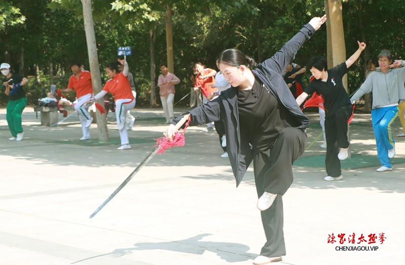 太极名师乔莲洁孟州育精英